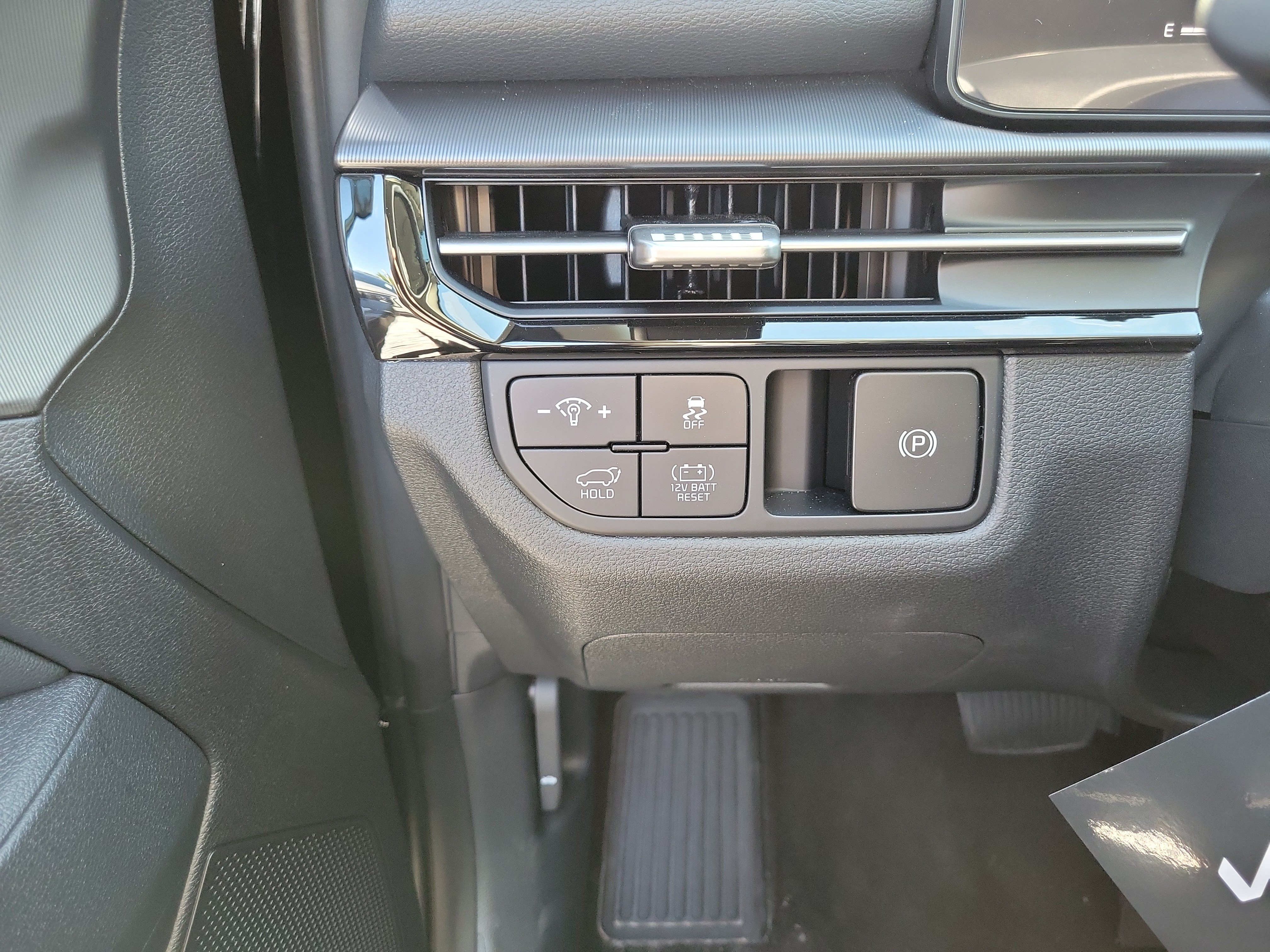 New 2027 Kia Sportage EX FWD image 29