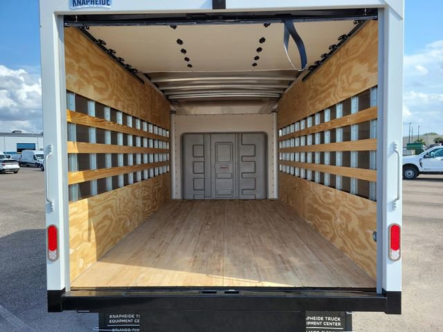 New 2027 Ford E-450 and Econoline 450 Super Duty w/ Power Equipment Group image 7