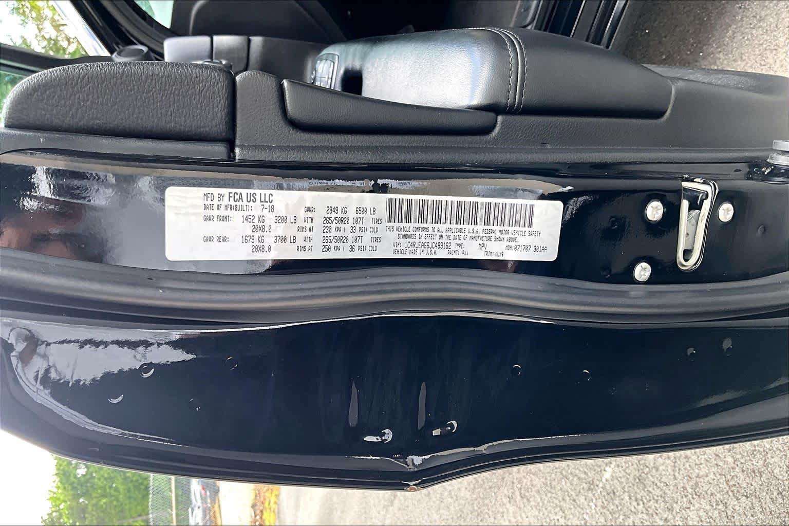 Used 2018 Jeep Grand Cherokee Altitude RWD image 34