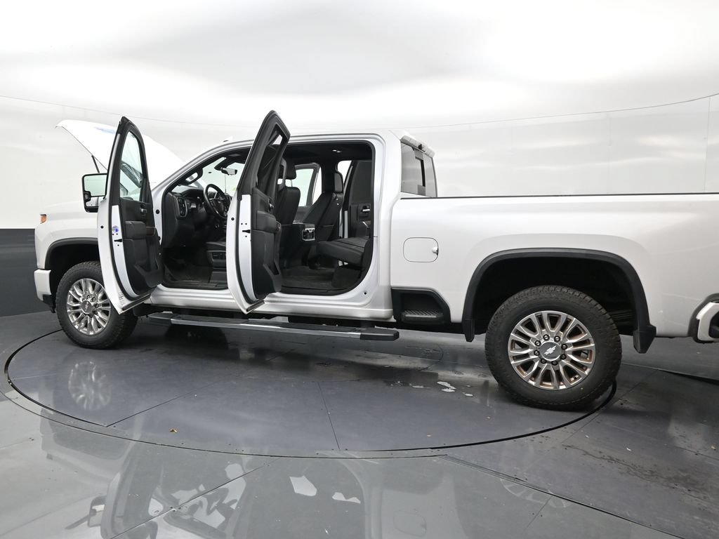 Used 2020 Chevrolet Silverado 2500 High Country w/ Z71 Off-Road Package AWD/4WD image 31