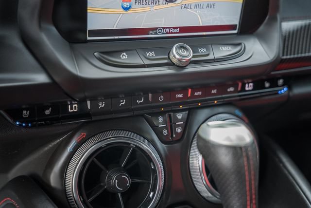 Used 2016 Chevrolet Camaro SS RWD image 25