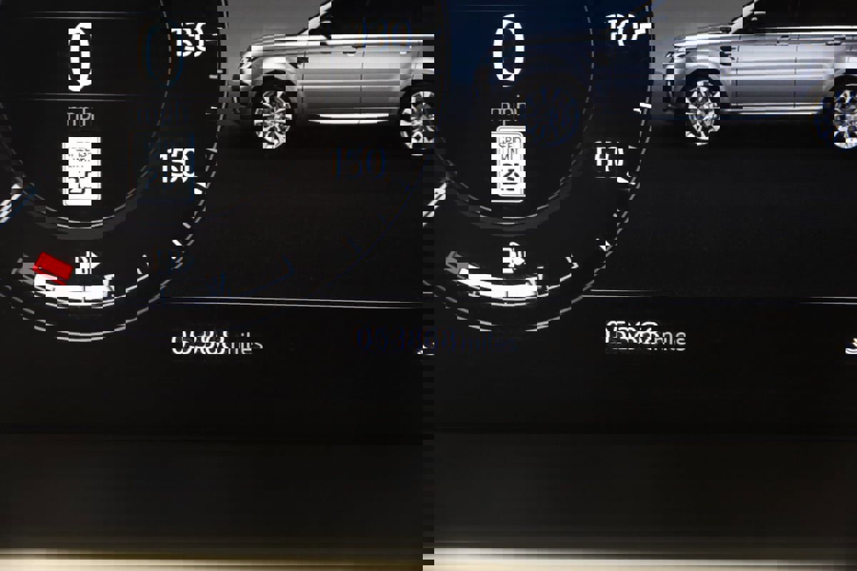 Used 2020 Land Rover Range Rover Sport SE image 39