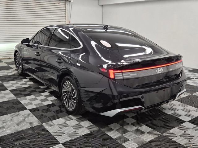 Used 2025 Hyundai Sonata Limited image 8