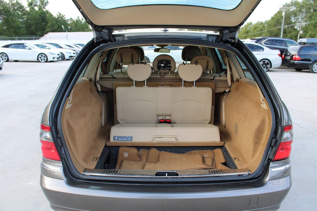 Used 2008 Mercedes-Benz E 350 4MATIC Wagon image 29