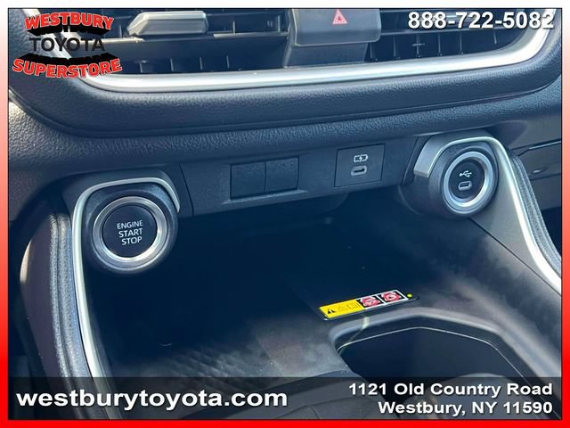 Used 2026 Toyota Grand Highlander AWD image 38