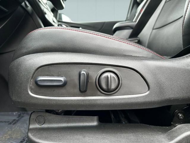 Used 2024 Chevrolet Equinox RS w/ RS Leather Package image 11