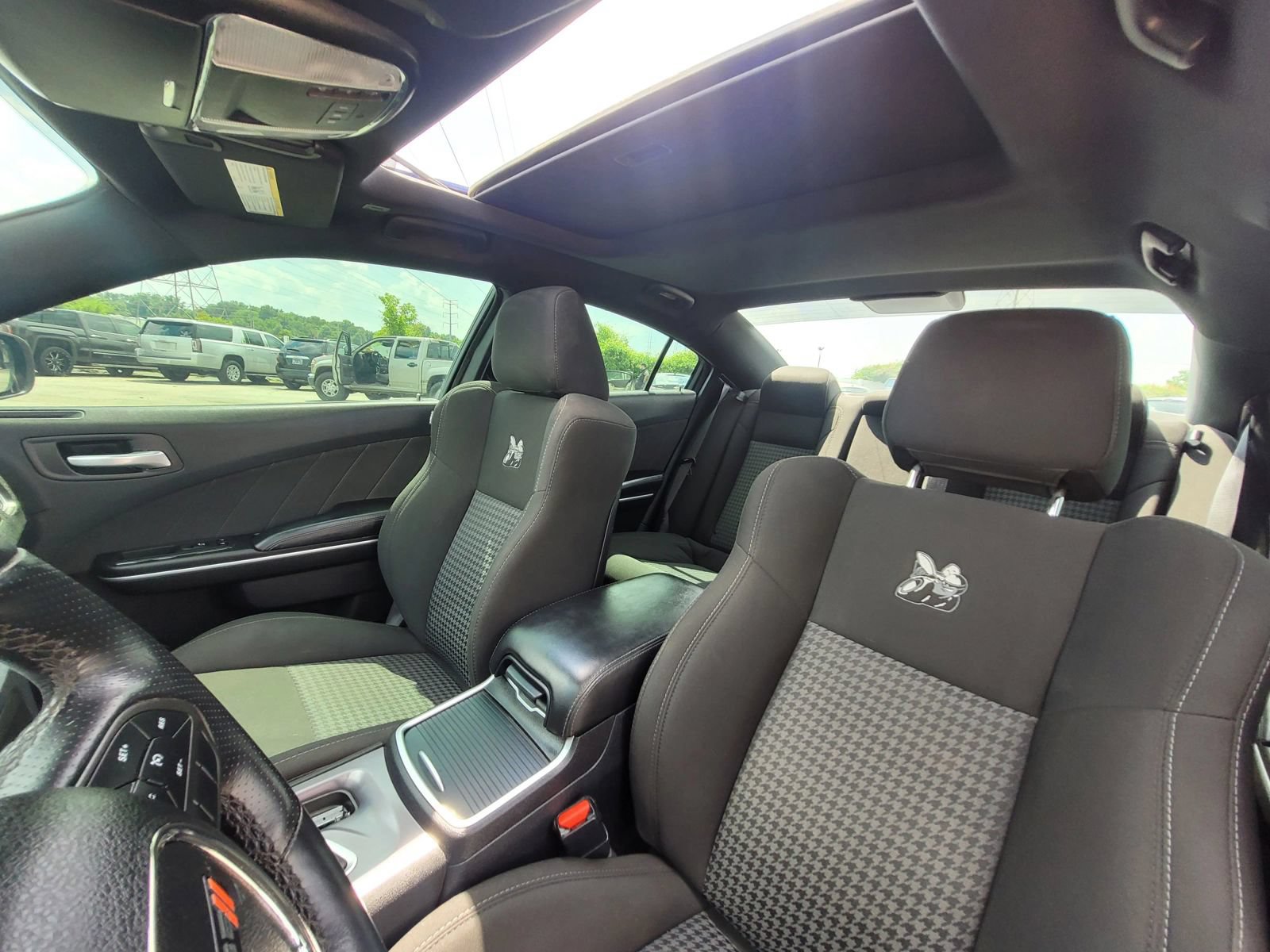 Used 2021 Dodge Charger Scat Pack RWD image 4