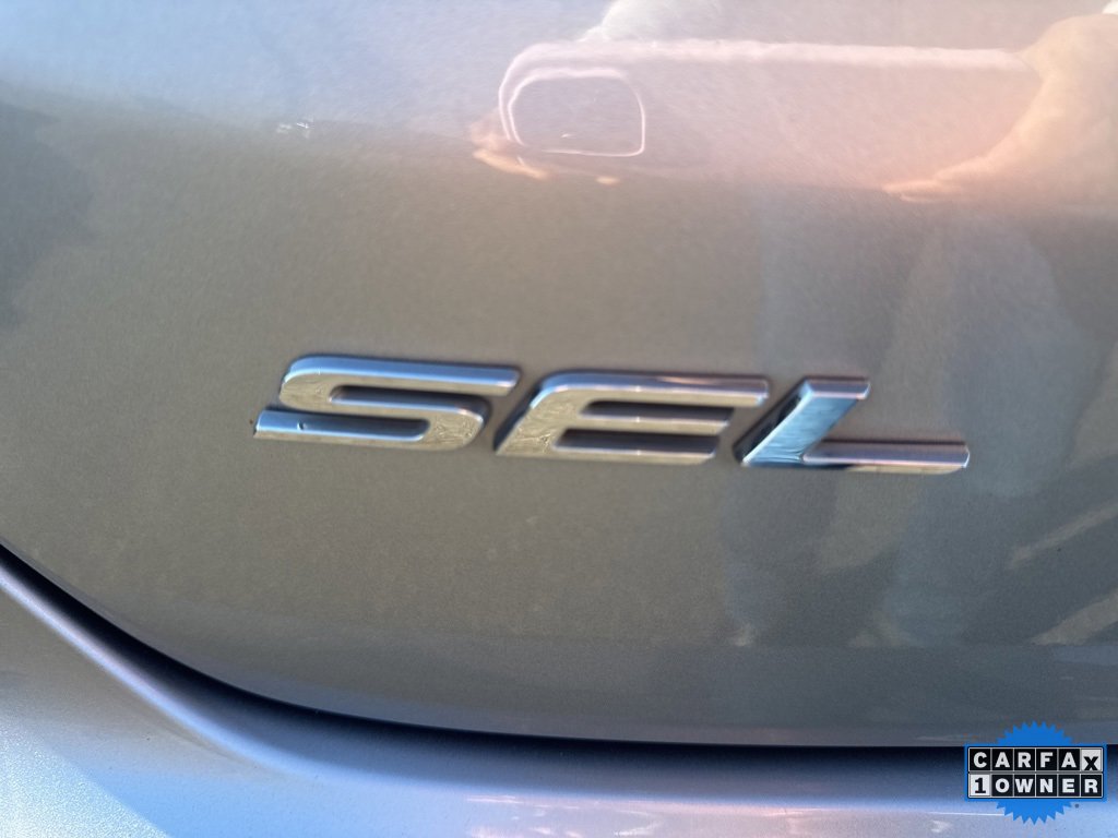 Used 2024 Ford Edge SEL image 12