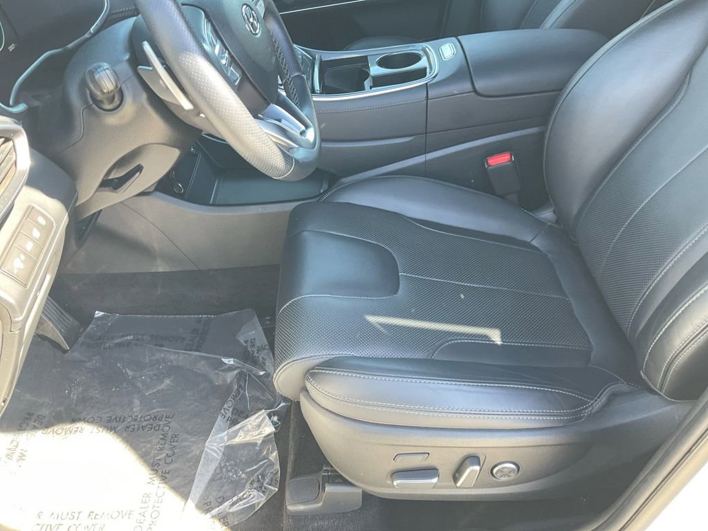Used 2023 Hyundai Santa Fe Calligraphy image 13