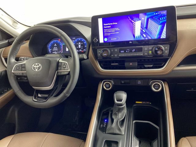 Used 2025 Toyota Grand Highlander Platinum image 15