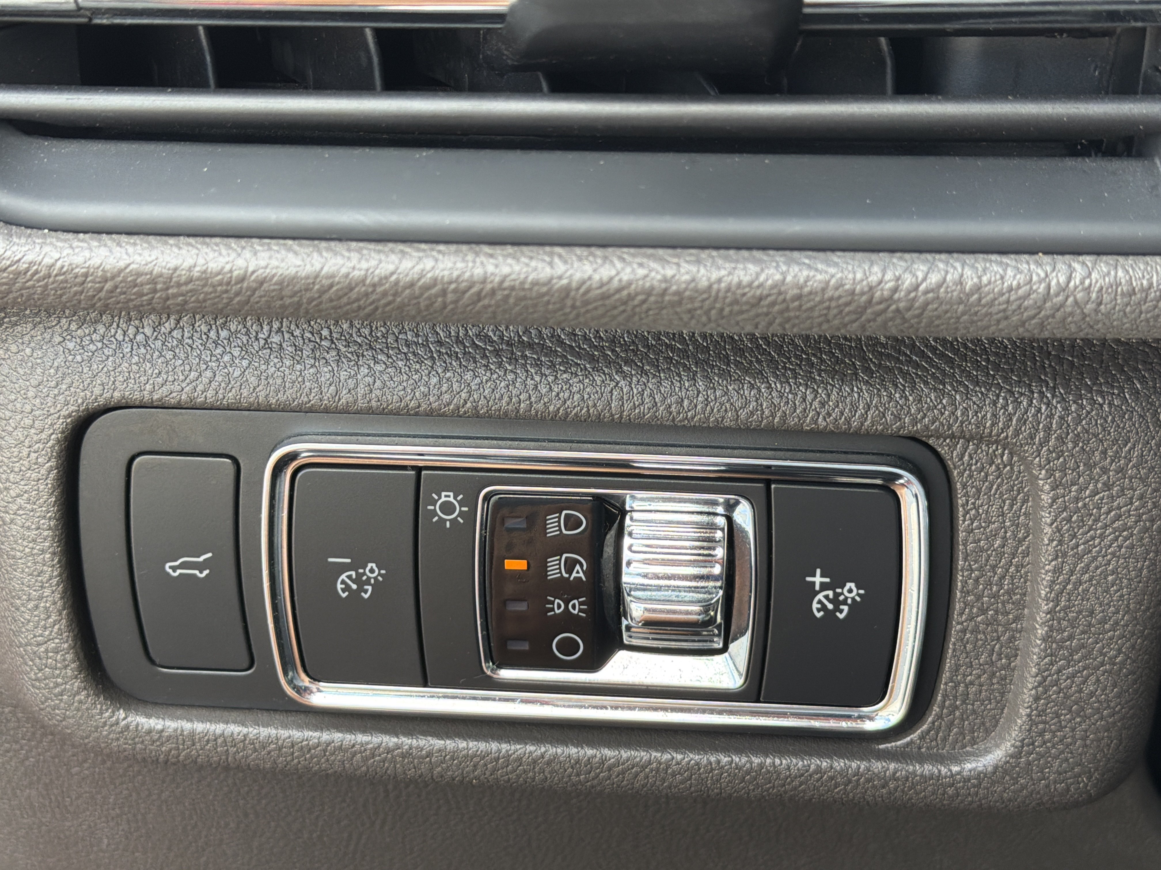Used 2022 Lincoln Corsair FWD image 29