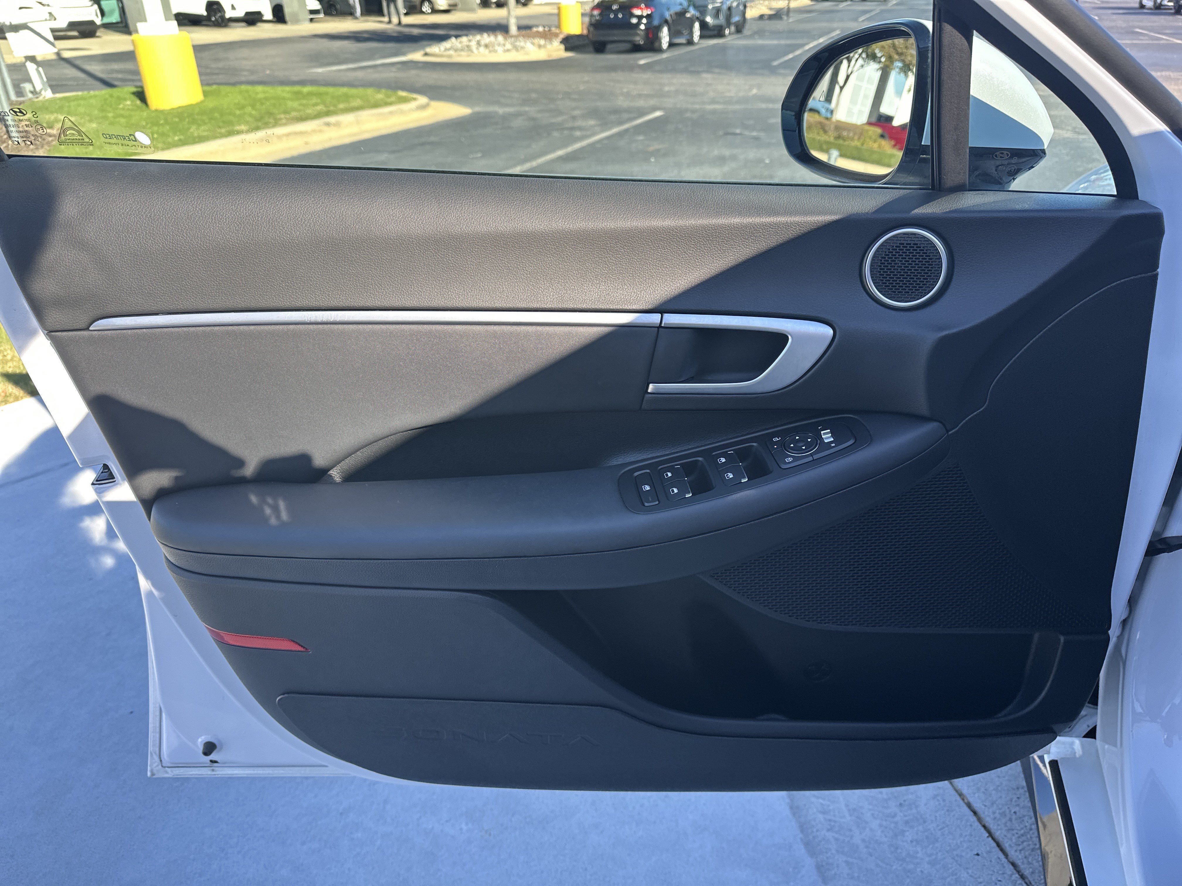 Used 2025 Hyundai Sonata SEL FWD image 14