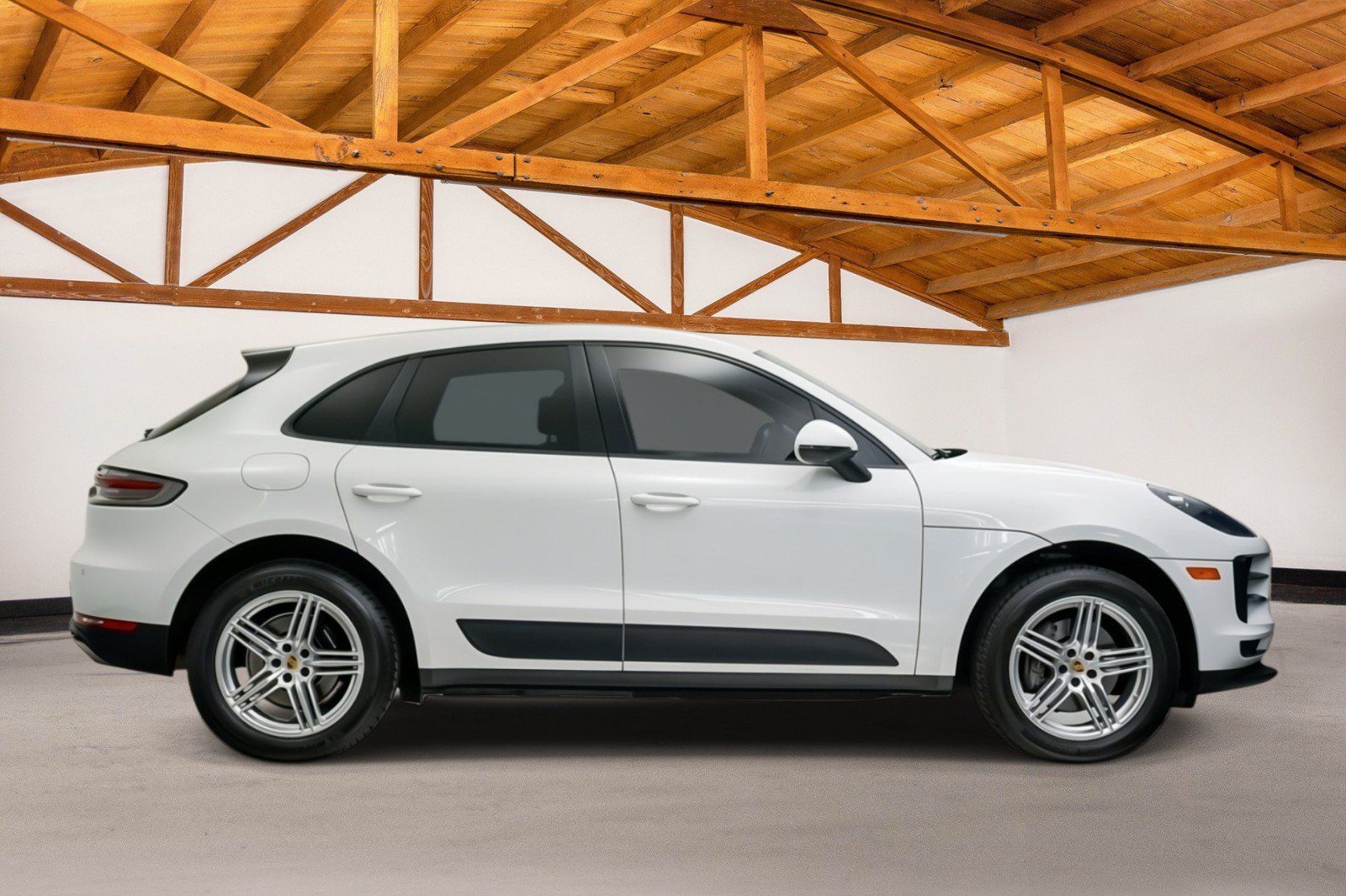 Used 2019 Porsche Macan AWD/4WD image 6