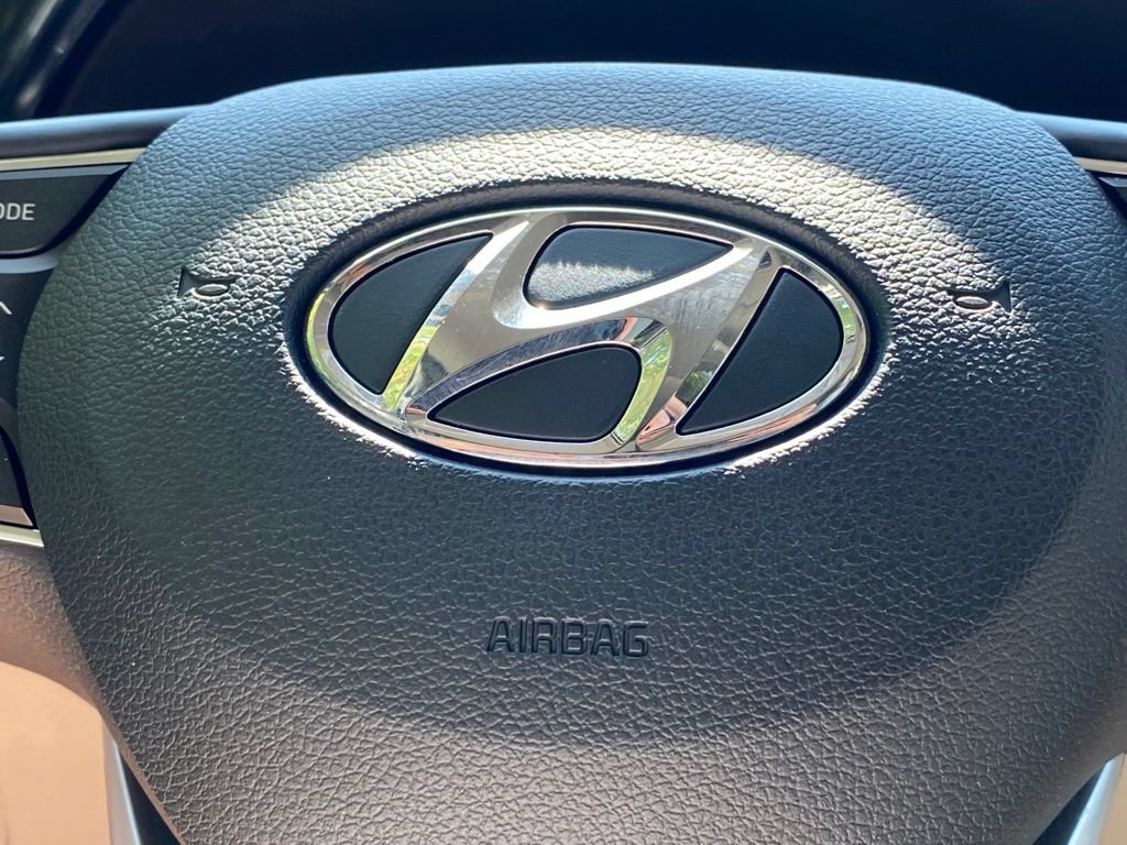 Used 2021 Hyundai Palisade Limited w/ Winter Package AWD/4WD image 11