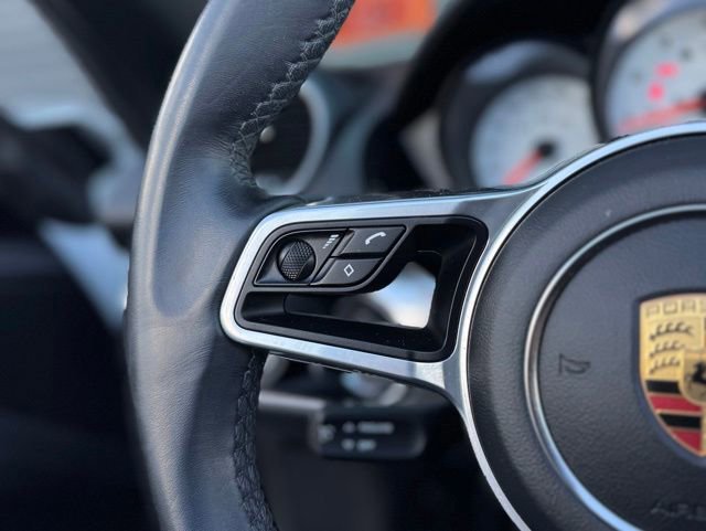 Used 2024 Porsche 718 Boxster RWD image 12