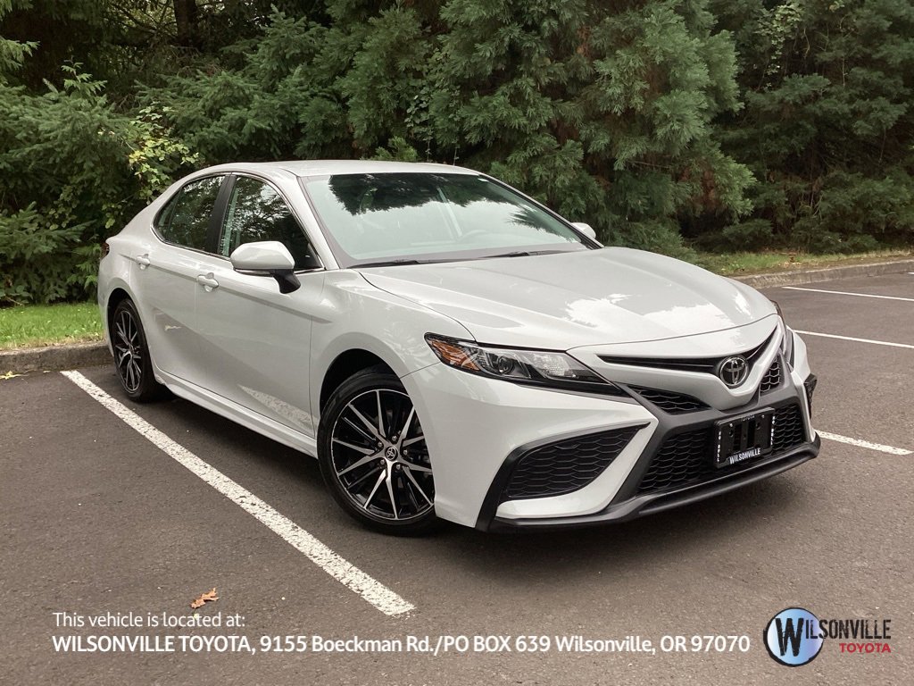Used 2023 Toyota Camry SE