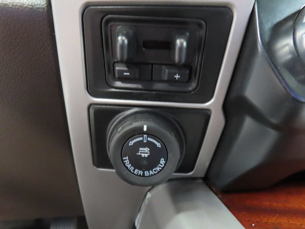 Used 2022 Ford F350 King Ranch w/ King Ranch Ultimate Package AWD/4WD image 50