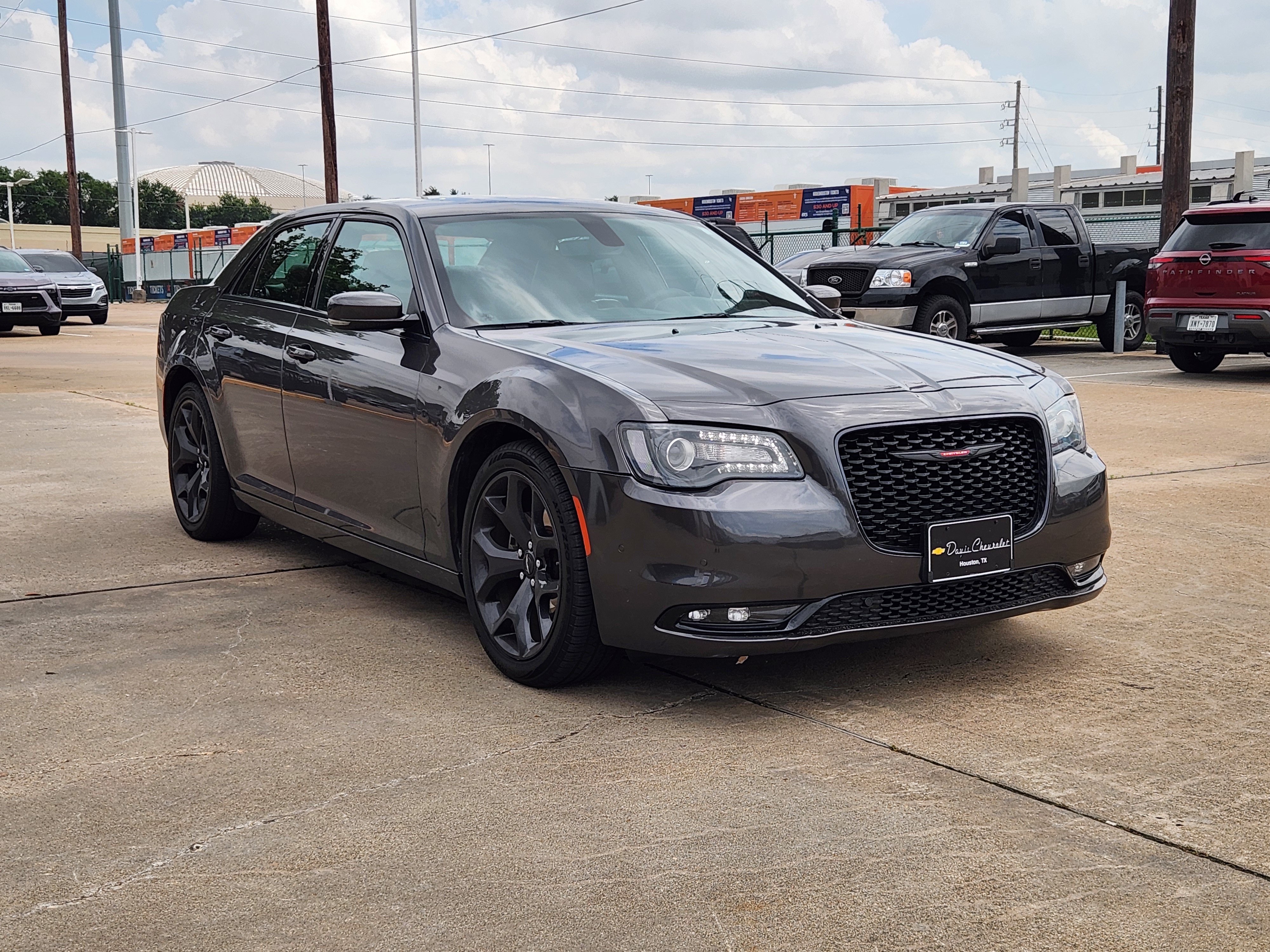 Used 2023 Chrysler 300 S RWD image 4