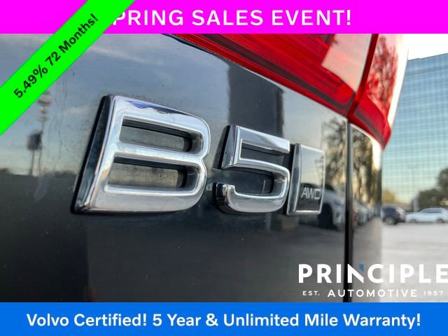 Certified 2025 Volvo XC60 B5 Core image 31