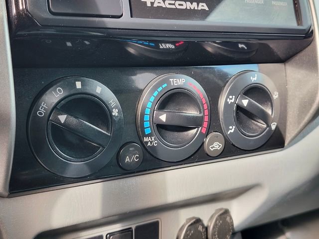 Used 2015 Toyota Tacoma 4x4 Access Cab V6 w/ SR5 Package image 22