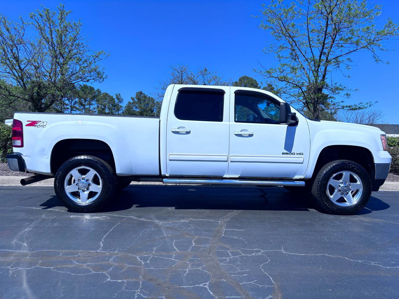 Used 2014 GMC Sierra 2500 SLT w/ SLT Convenience Package image 5