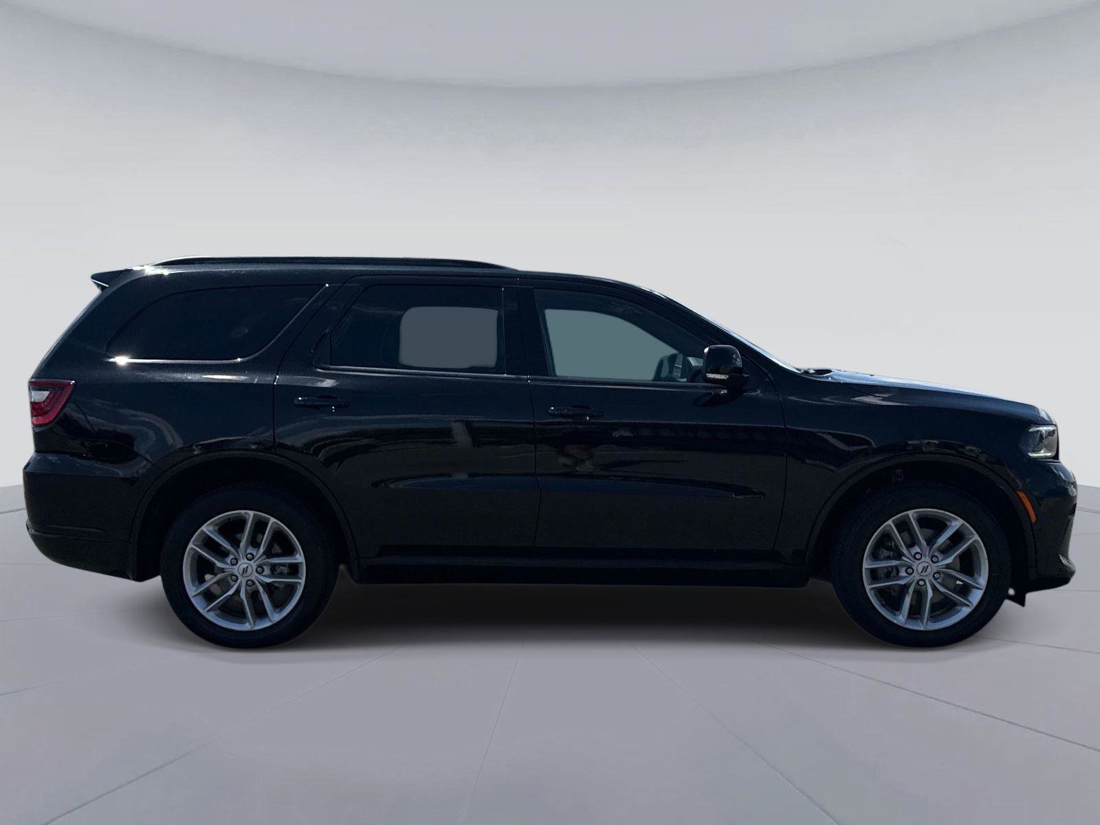 Used 2025 Dodge Durango GT AWD/4WD image 2