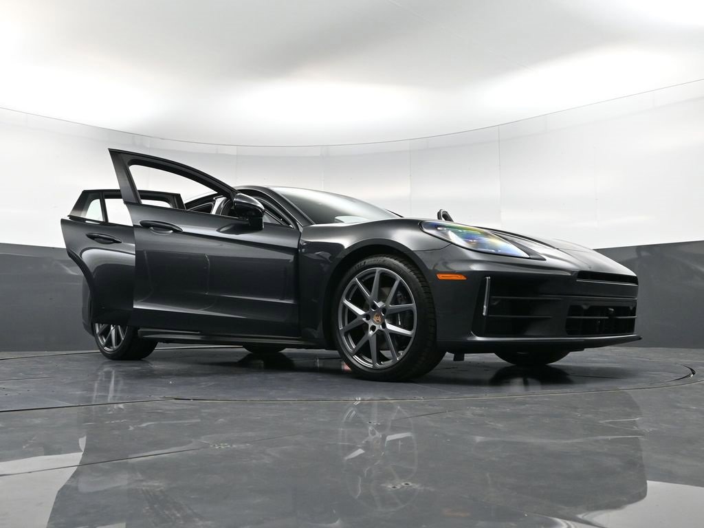 New 2026 Porsche Panamera 4 image 37
