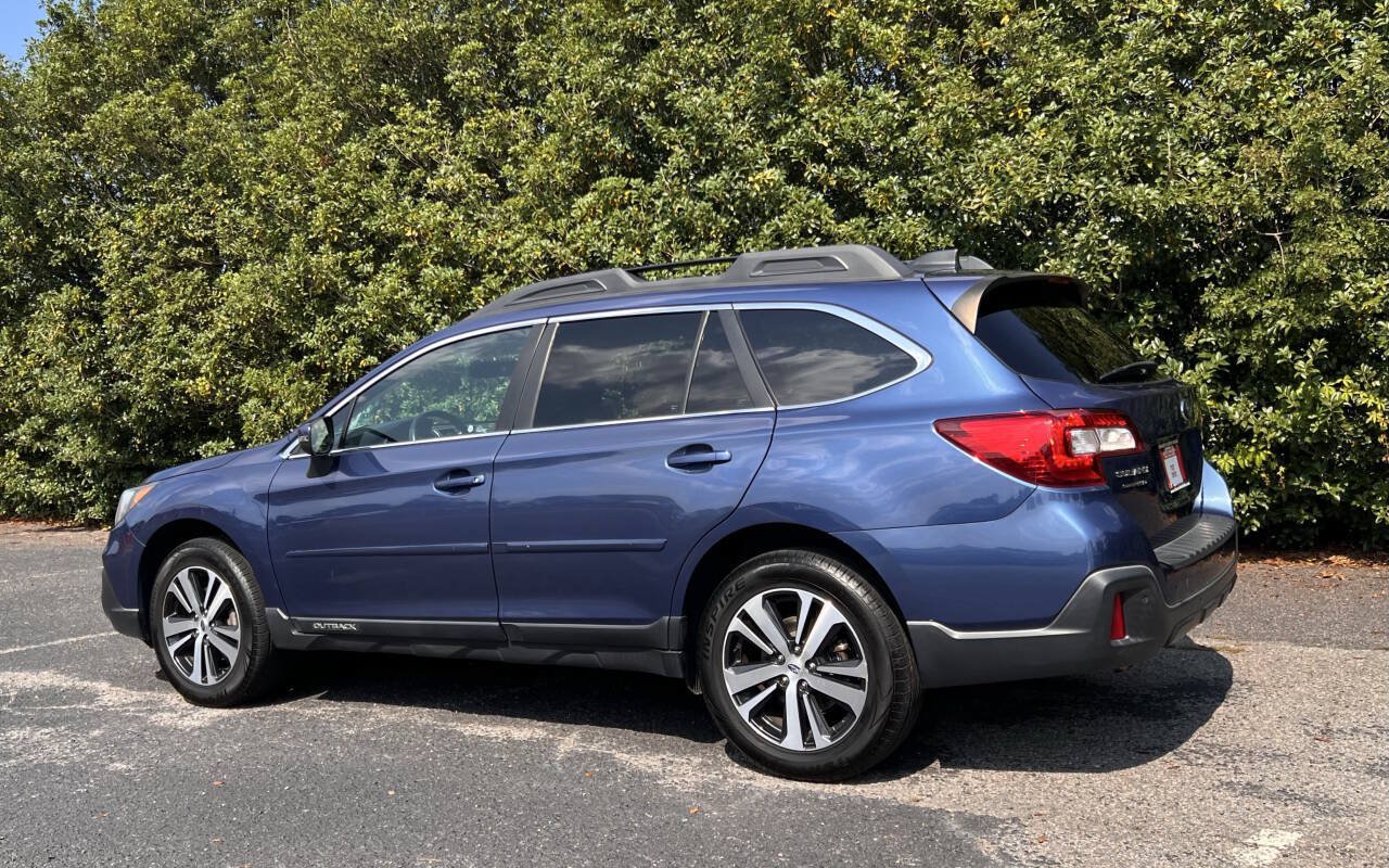 Used 2019 Subaru Outback 2.5i Limited AWD/4WD image 5