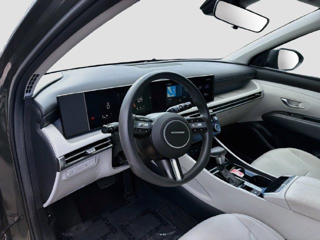 Certified 2025 Hyundai Tucson SEL AWD/4WD image 10