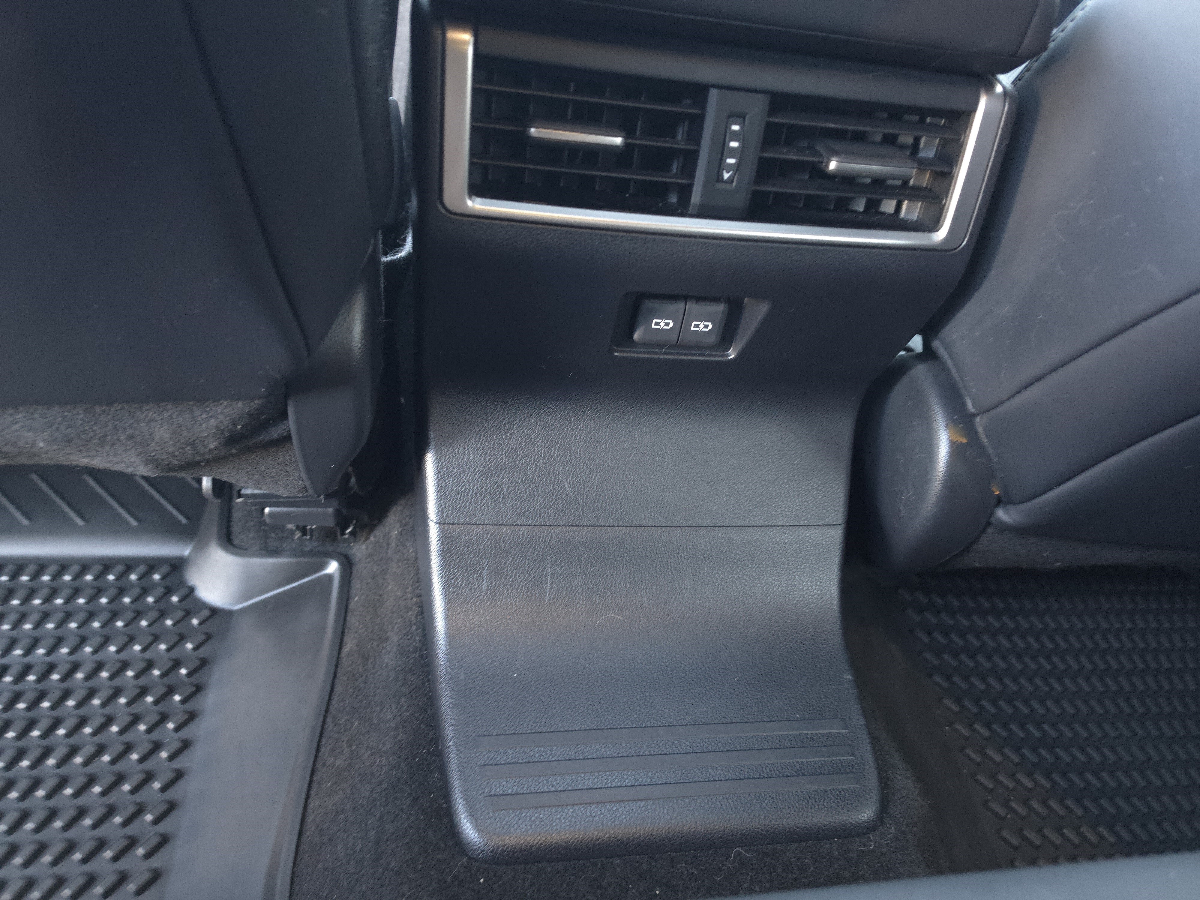 Used 2024 Lexus GX 550 AWD/4WD image 24