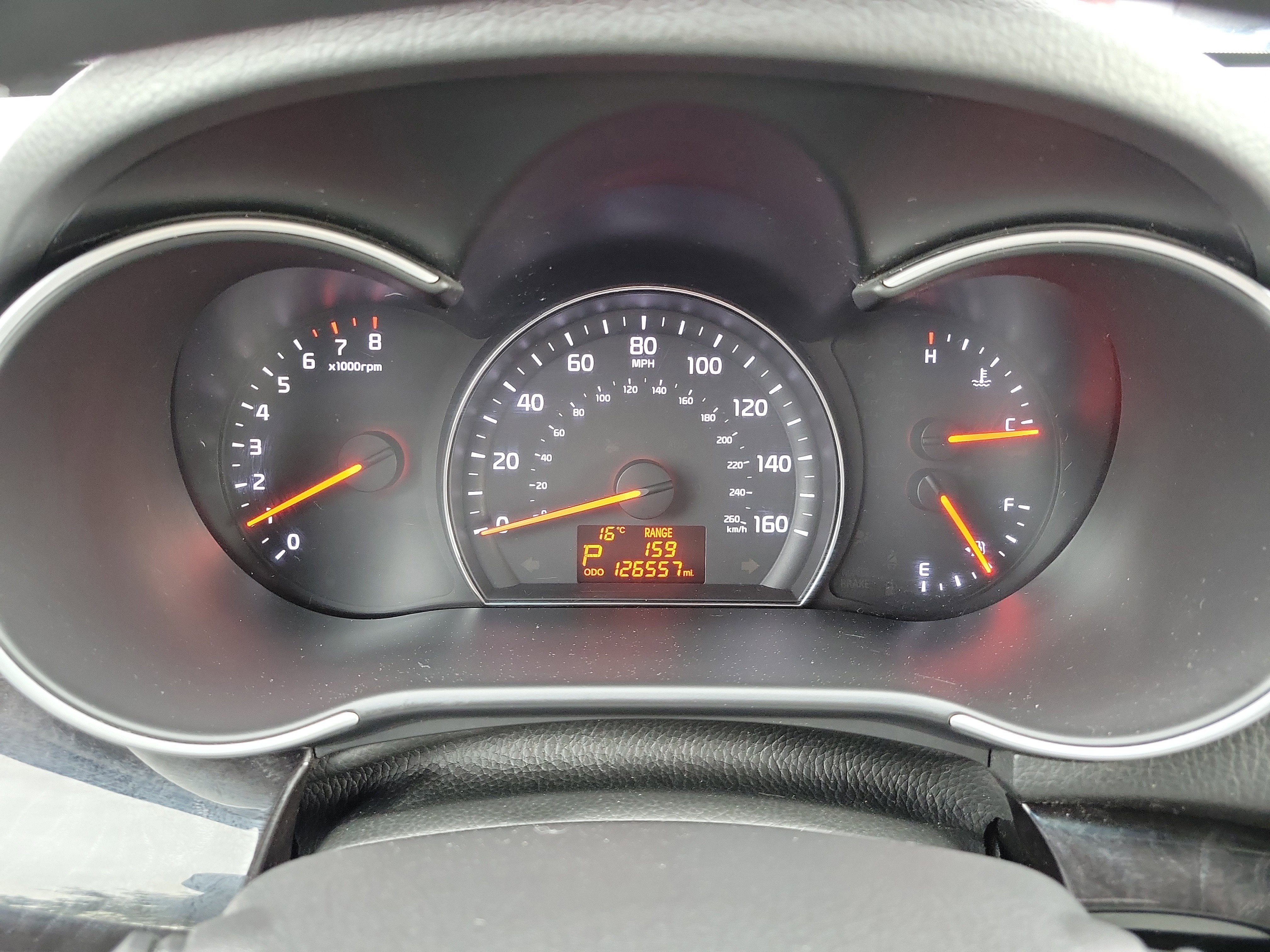 Used 2015 Kia Sorento LX image 25