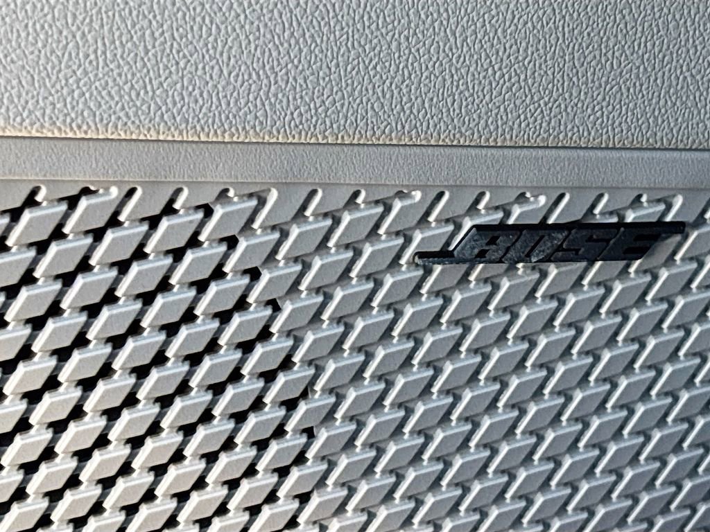 Used 2025 Hyundai Elantra Limited image 19