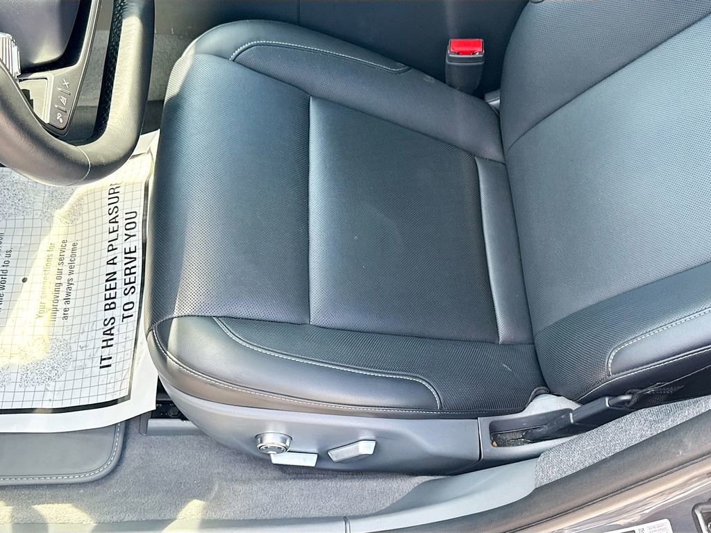 Used 2024 Lucid Air Touring image 19