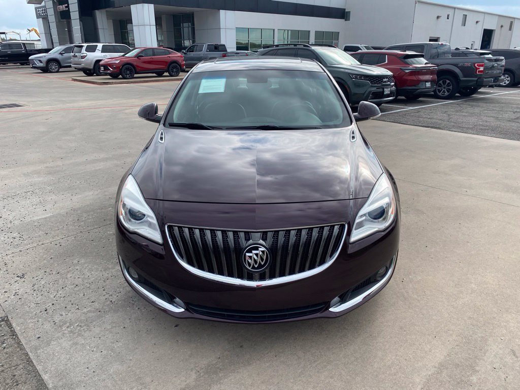 Used 2017 Buick Regal Sport Touring FWD image 8