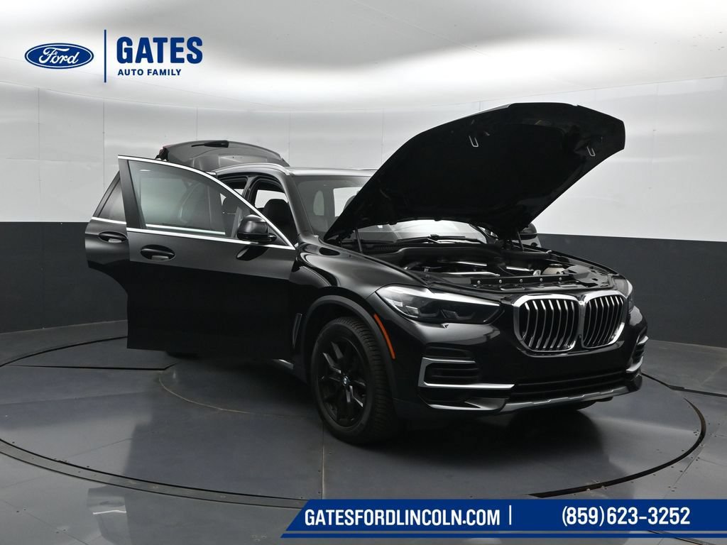 Used 2022 BMW X5 xDrive40i w/ Premium Package AWD/4WD image 61