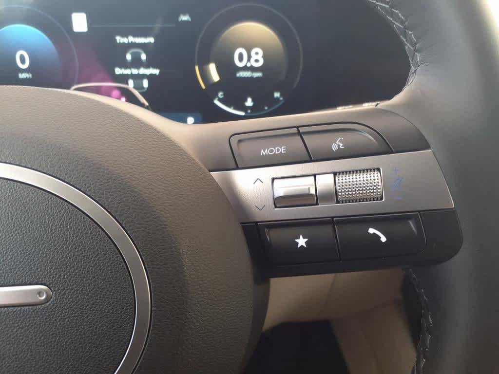 Certified 2025 Hyundai Tucson SEL FWD image 18