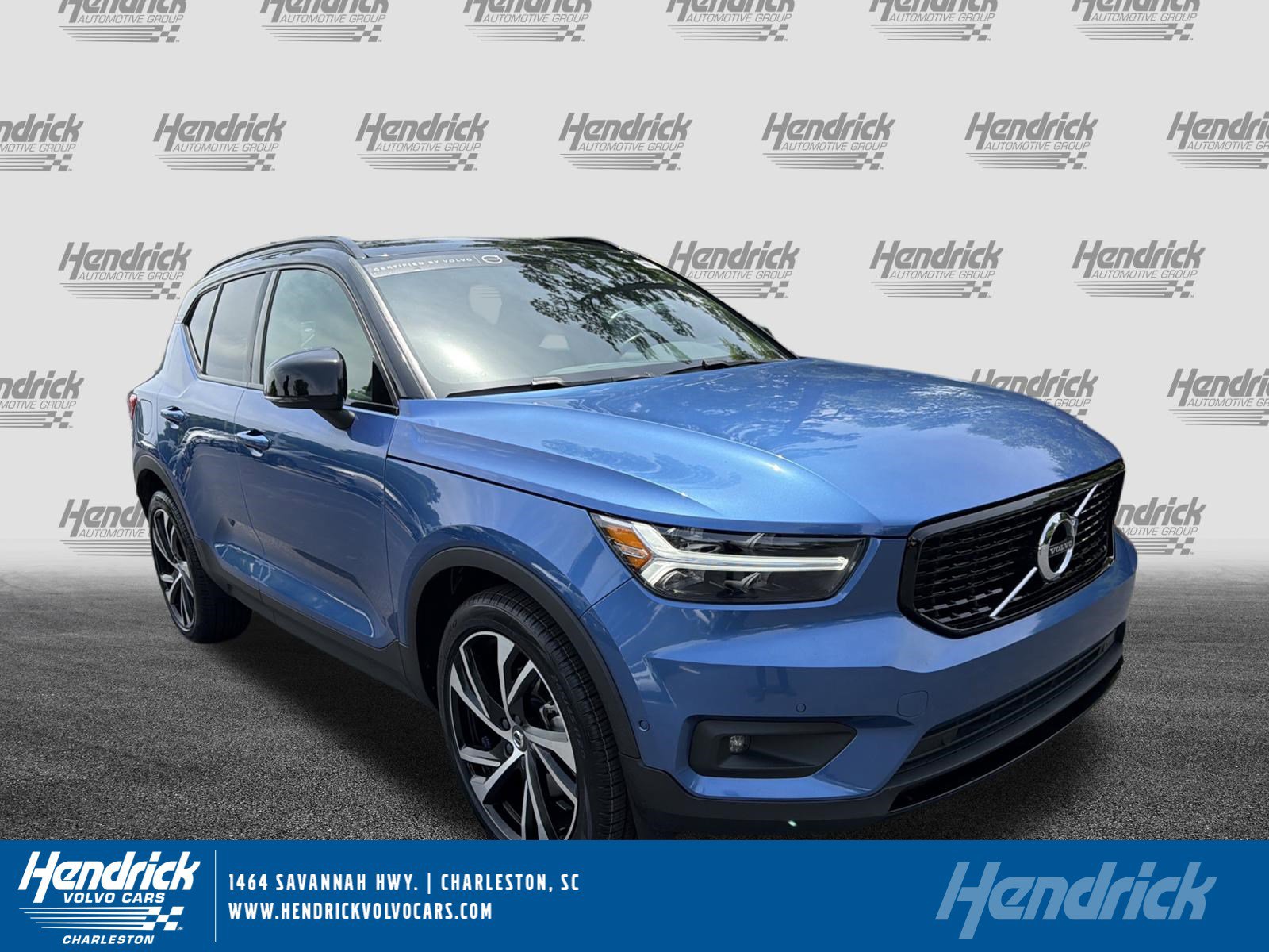 Used 2019 Volvo XC40 T5 R-Design