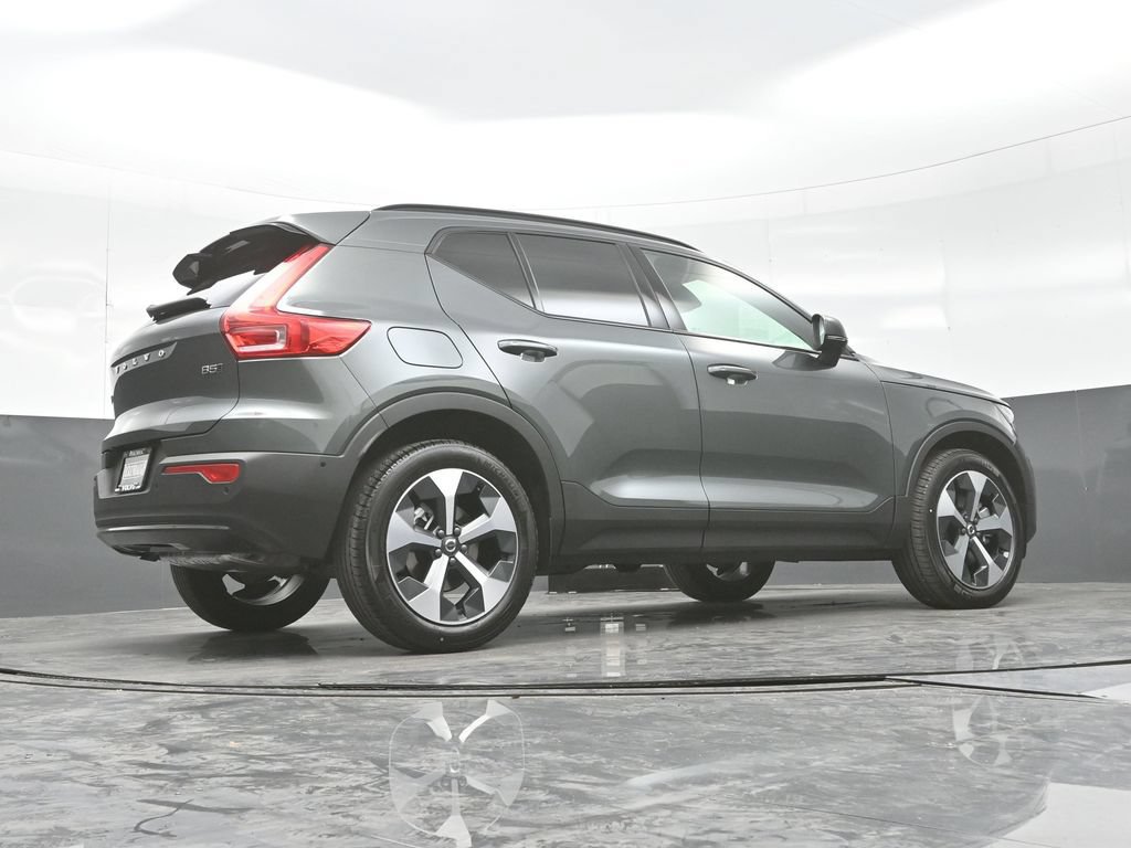 New 2026 Volvo XC40 B5 Plus w/ Protection Package Premier AWD/4WD image 27