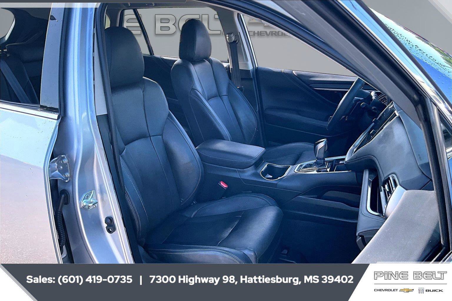 Used 2023 Subaru Outback Touring AWD/4WD image 6