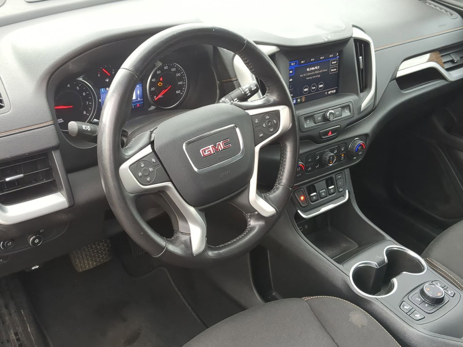 Used 2020 GMC Terrain SLE w/ Driver Convenience Package image 13
