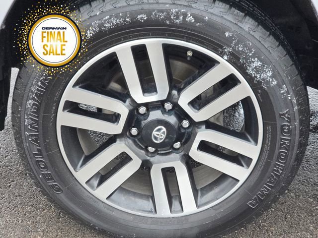 Used 2018 Toyota 4Runner Limited image 11