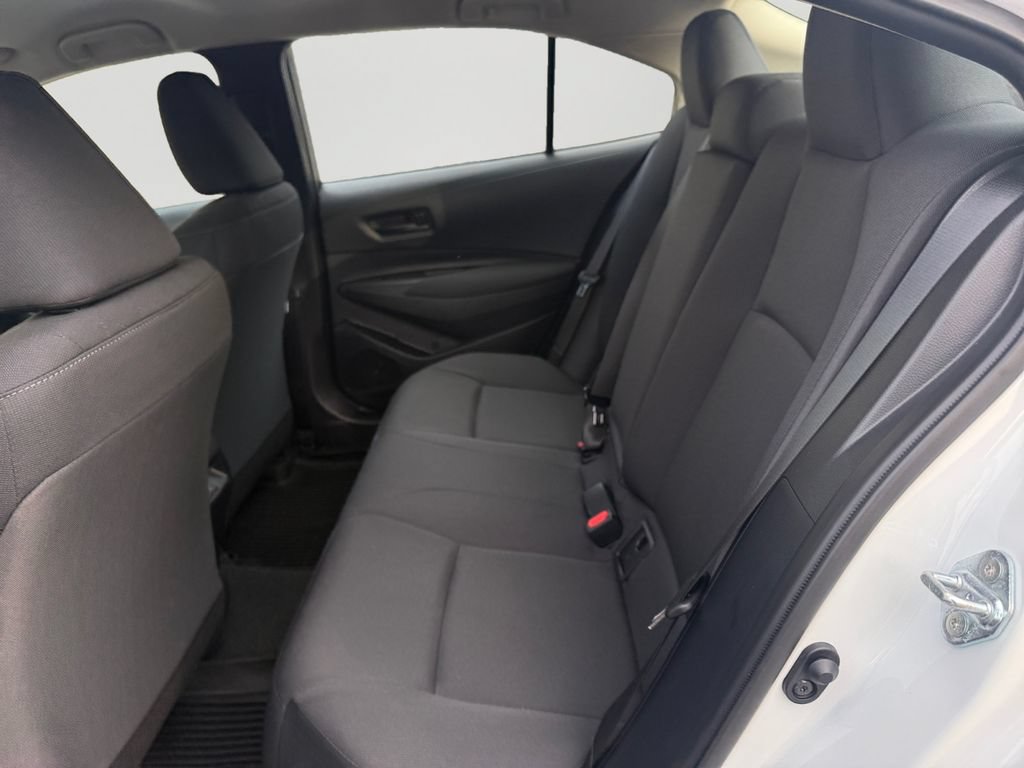 Used 2025 Toyota Corolla LE FWD image 14