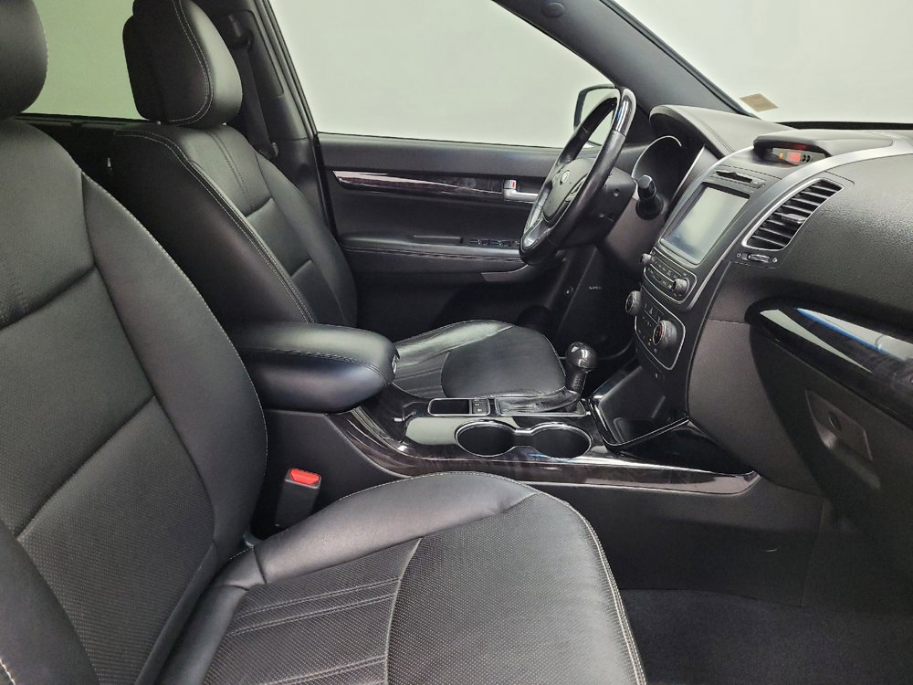 Used 2014 Kia Sorento SX FWD image 21