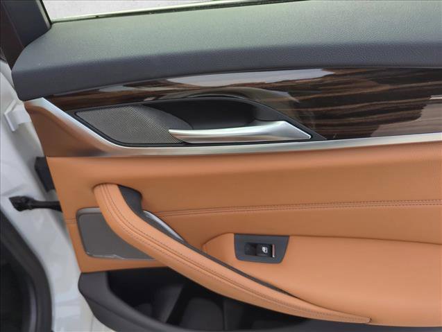 Used 2021 BMW 530i w/ Premium Package image 27