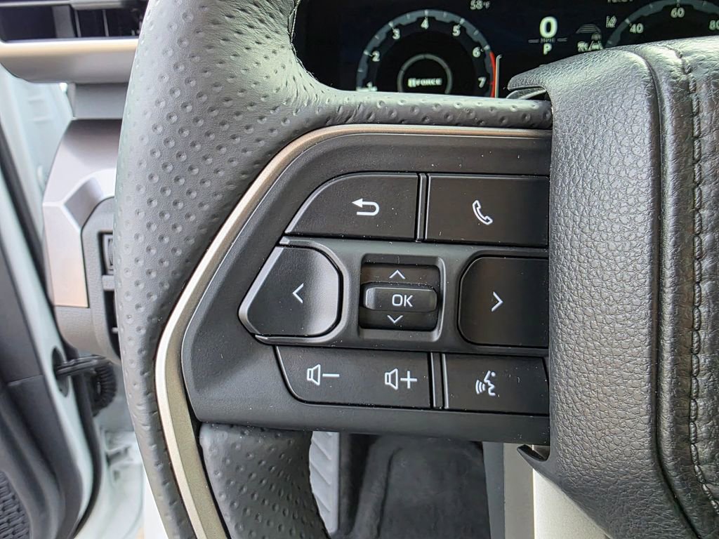 Used 2025 Toyota 4Runner TRD Off-Road image 12