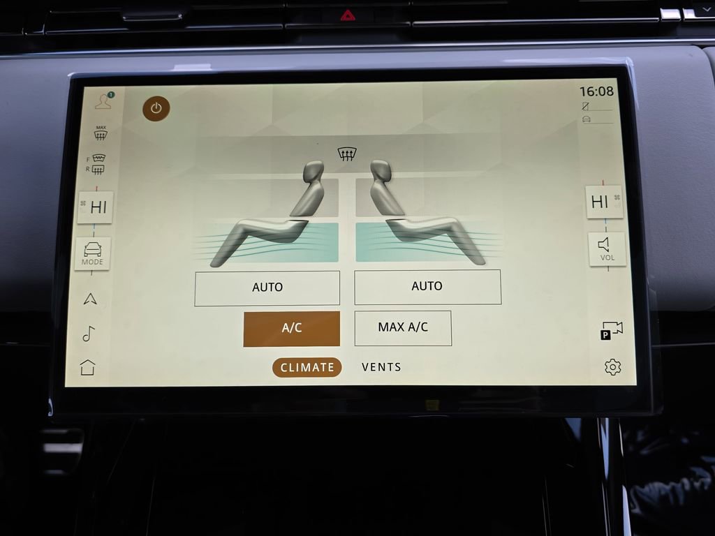 New 2026 Land Rover Range Rover Sport Dynamic SE image 24