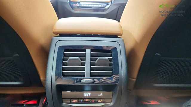 Used 2025 BMW X4 xDrive30i AWD/4WD image 54