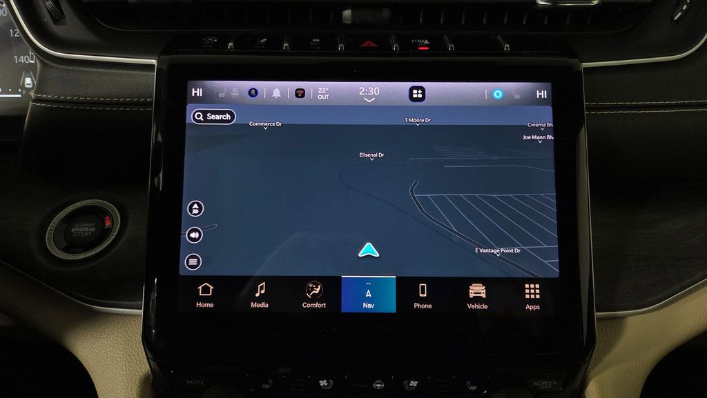 Used 2023 Jeep Grand Cherokee Limited w/ Luxury Tech Group II image 25