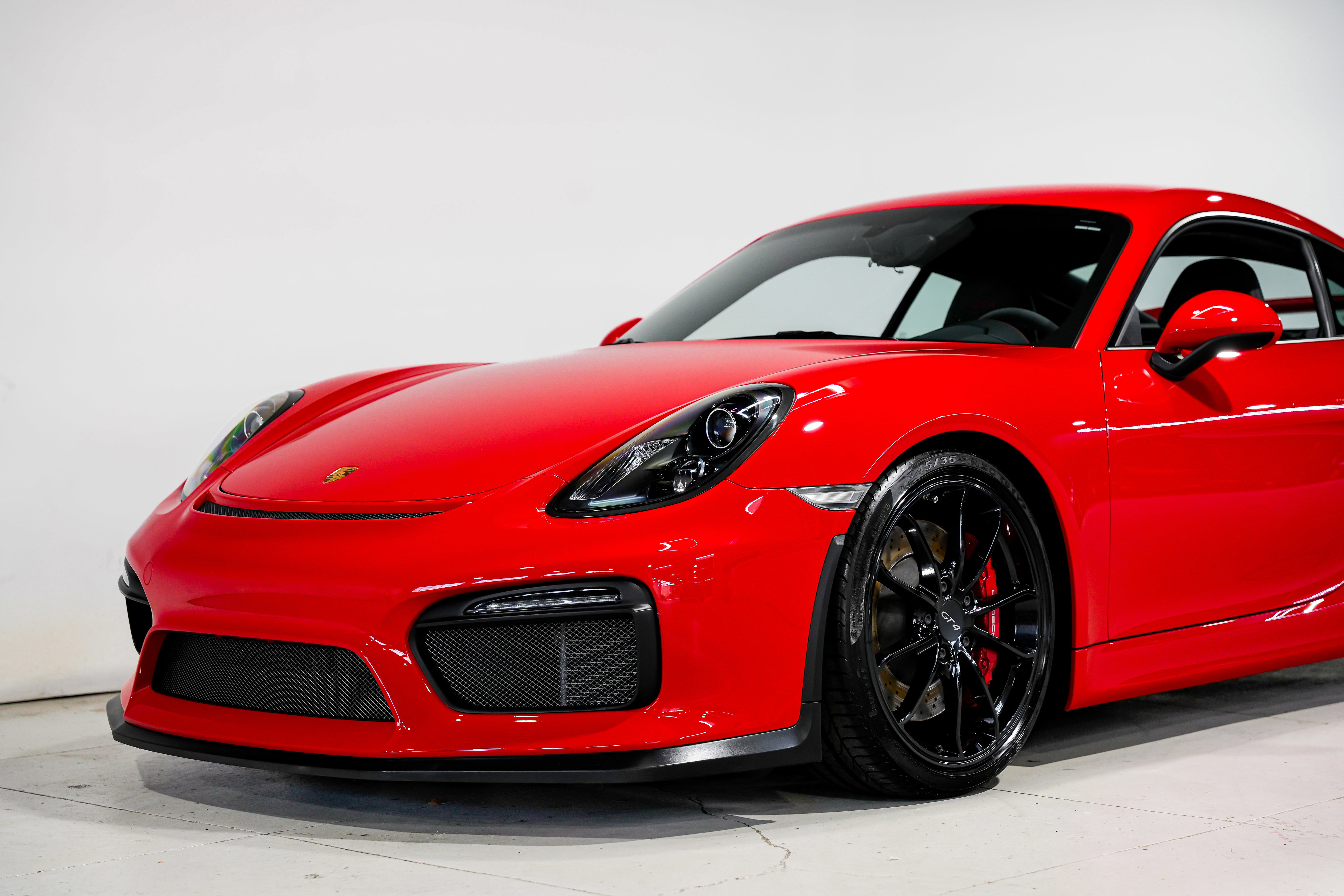 Used 2016 Porsche Cayman GT4 image 29