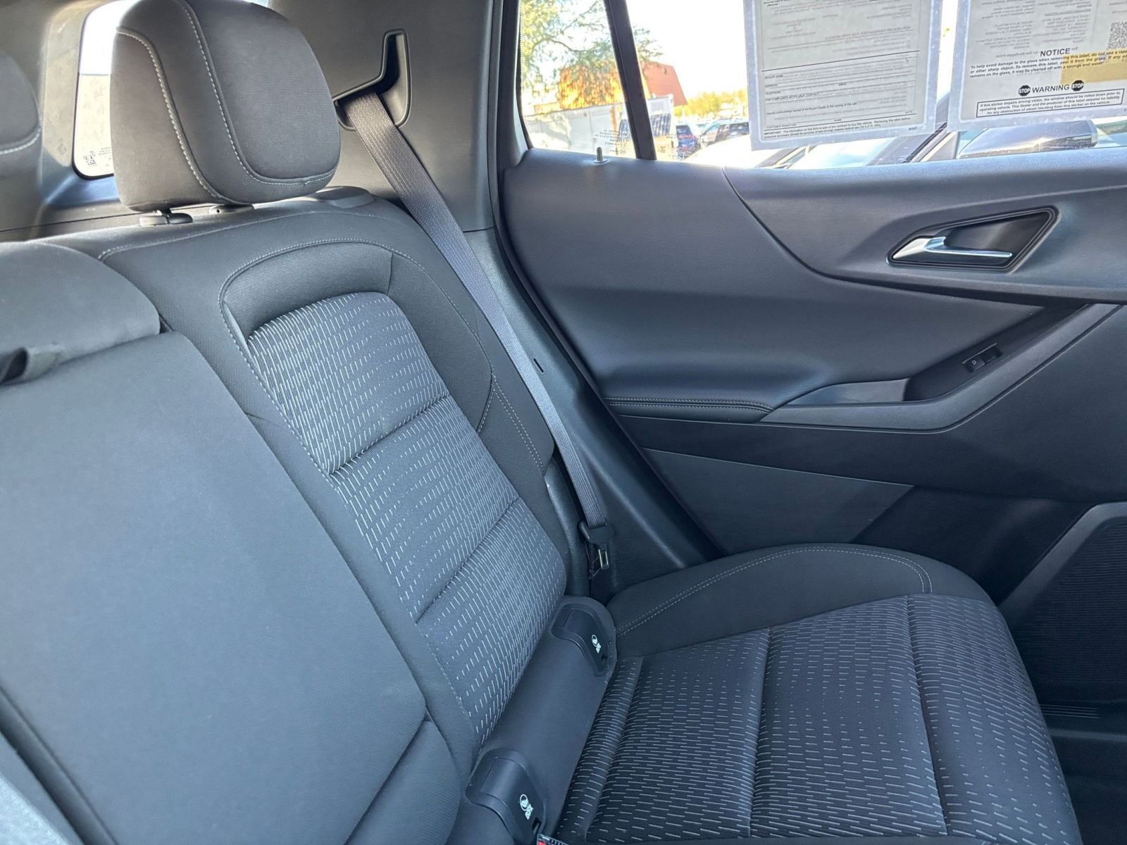 Used 2025 Chevrolet Equinox LT AWD/4WD image 38